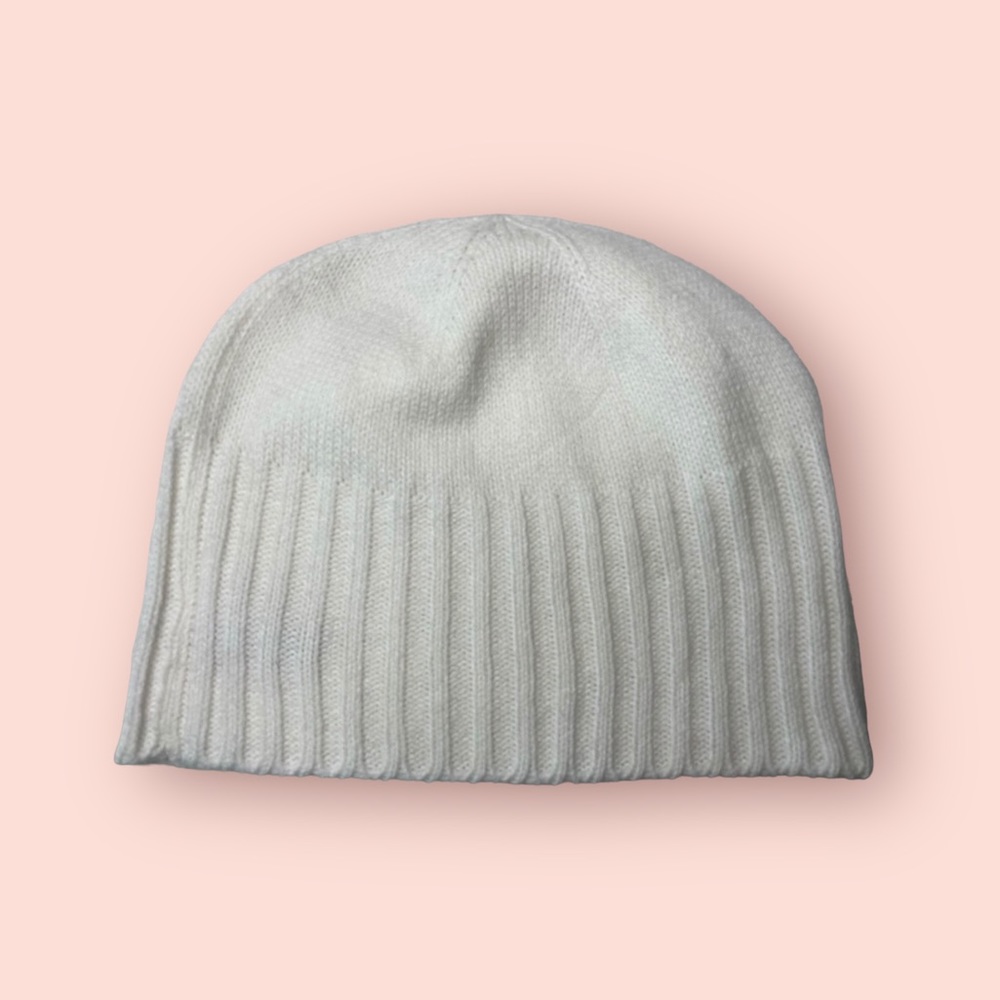 Calvin Klein Beanie - Picture 2 of 3